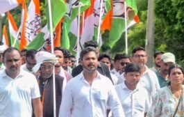 ତୁରକେଲ ବ୍ରିଜ୍ ପାଇଁ ତେଜିଲା ଲଢ଼େଇ: ୧୦୦ ଦିନର ଆନ୍ଦୋଳନ ପରେ ରାଜରାସ୍ତାରେ କଂଗ୍ରେସ, ଜିଲ୍ଲାପାଳ କାର୍ଯ୍ୟାଳୟ ଅଭିମୁଖେ ବିଶାଳ ପଦଯାତ୍ରା