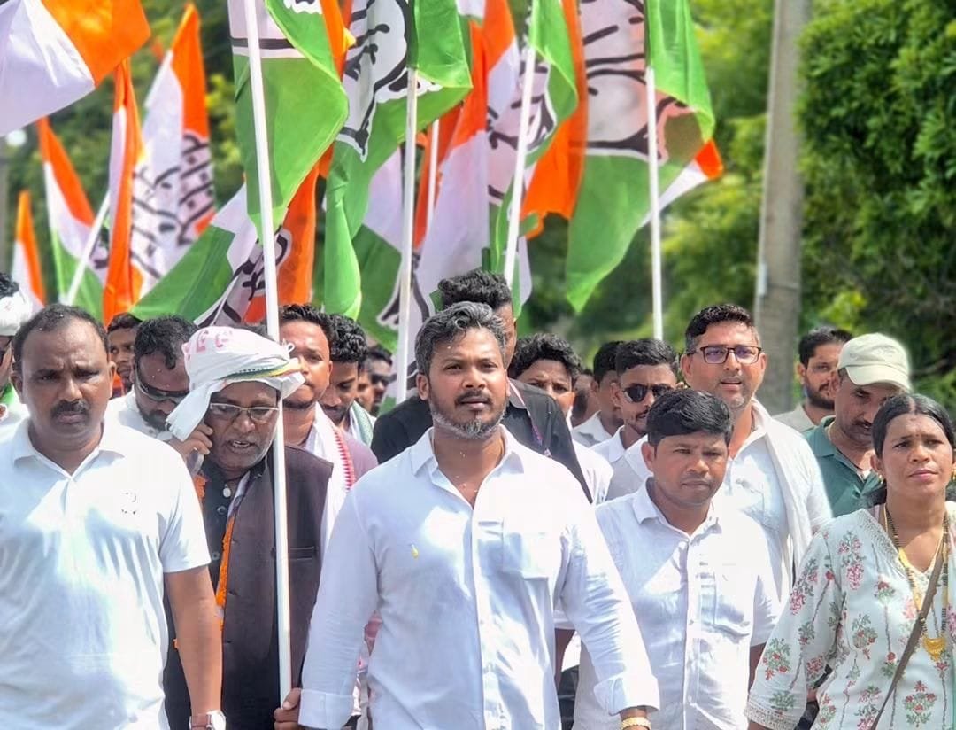 ତୁରକେଲ ବ୍ରିଜ୍ ପାଇଁ ତେଜିଲା ଲଢ଼େଇ: ୧୦୦ ଦିନର ଆନ୍ଦୋଳନ ପରେ ରାଜରାସ୍ତାରେ କଂଗ୍ରେସ, ଜିଲ୍ଲାପାଳ କାର୍ଯ୍ୟାଳୟ ଅଭିମୁଖେ ବିଶାଳ ପଦଯାତ୍ରା